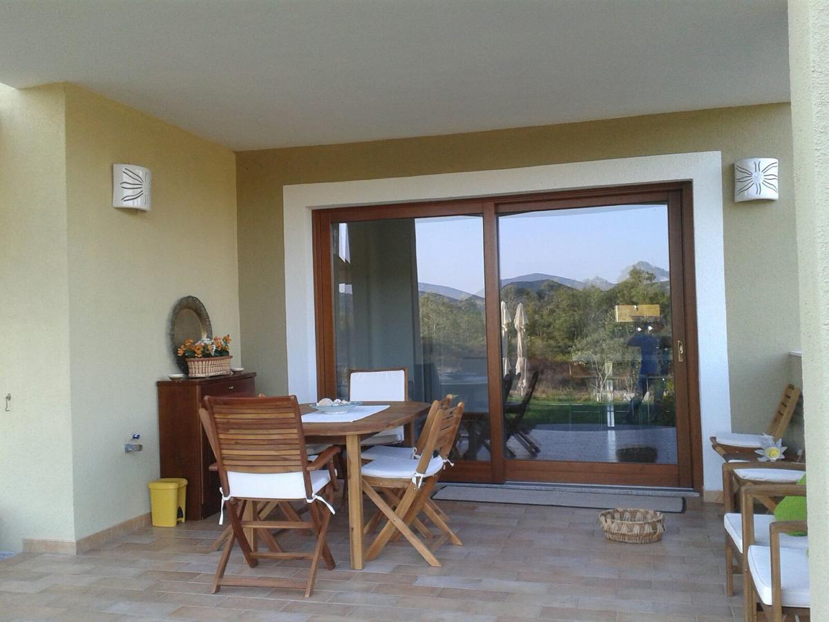 Monte Moro Apartment Arzachena Bagian luar foto